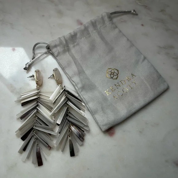 Kendra Scott Silver and White Geometric Cascade Earrings - Picture 1 of 3